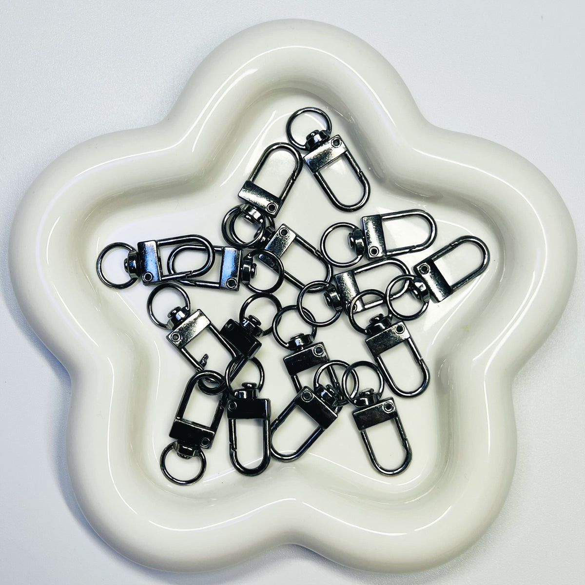 F9 - Gunmetal Swivel U Clips - 15pcs