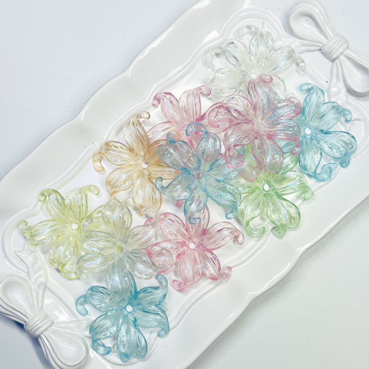 E6 - Glowing Large Flower Spacers - 10pcs
